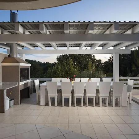8-schlafzimmer-villa Bianca Mit Pool- Sauna- Bil By Interhome * بريمونتيرا