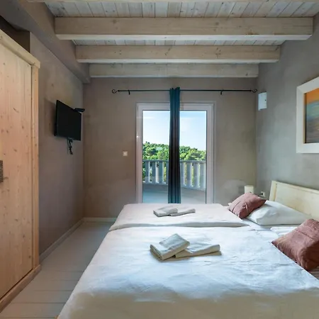 8-schlafzimmer-villa Bianca Mit Pool- Sauna- Bil By Interhome *