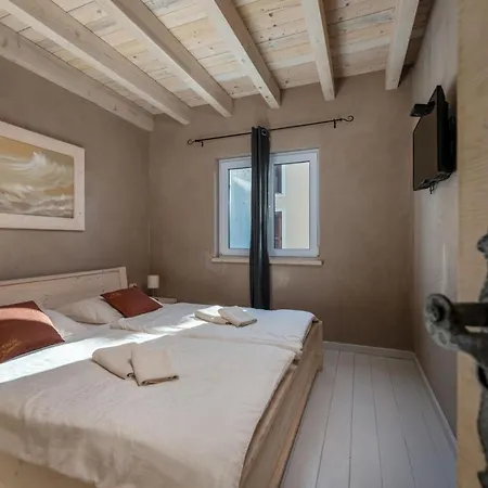 بيت للعطل 8-schlafzimmer-villa Bianca Mit Pool- Sauna- Bil By Interhome بريمونتيرا