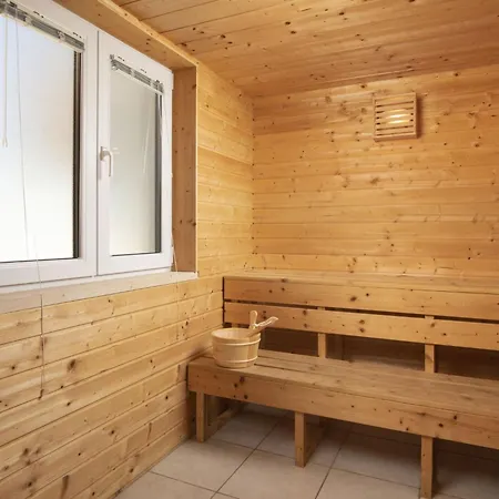 8-schlafzimmer-villa Bianca Mit Pool- Sauna- Bil By Interhome بيت للعطل *