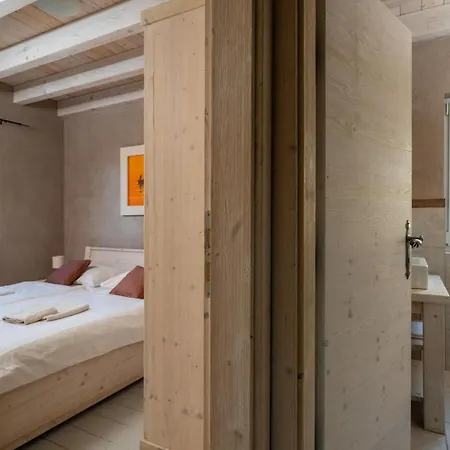 بيت للعطل 8-schlafzimmer-villa Bianca Mit Pool- Sauna- Bil By Interhome *