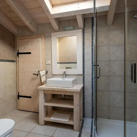 8-schlafzimmer-villa Bianca Mit Pool- Sauna- Bil By Interhome بيت للعطل *